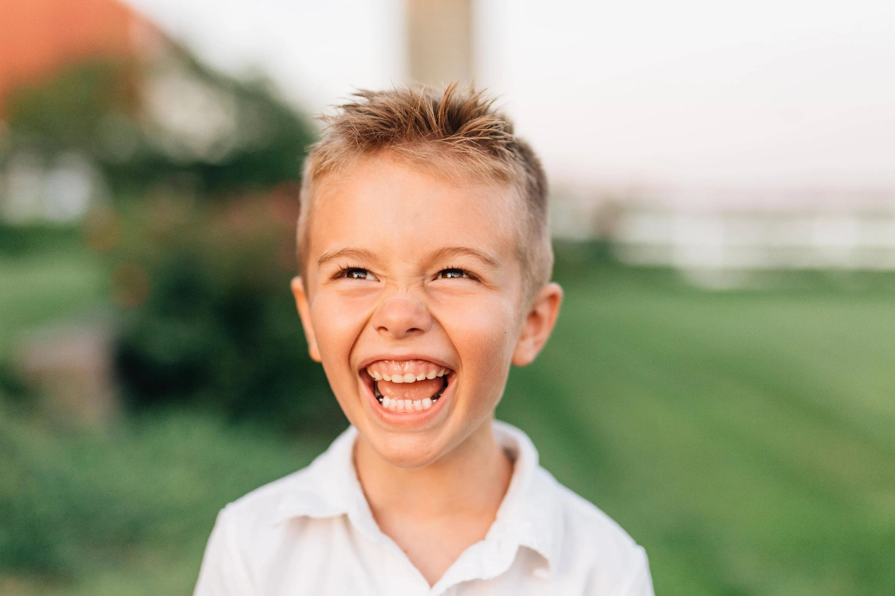 Улыбка boy. Американский мальчик улыбка. Boy is smiling картинка. Smile boy UHD. Smile boy