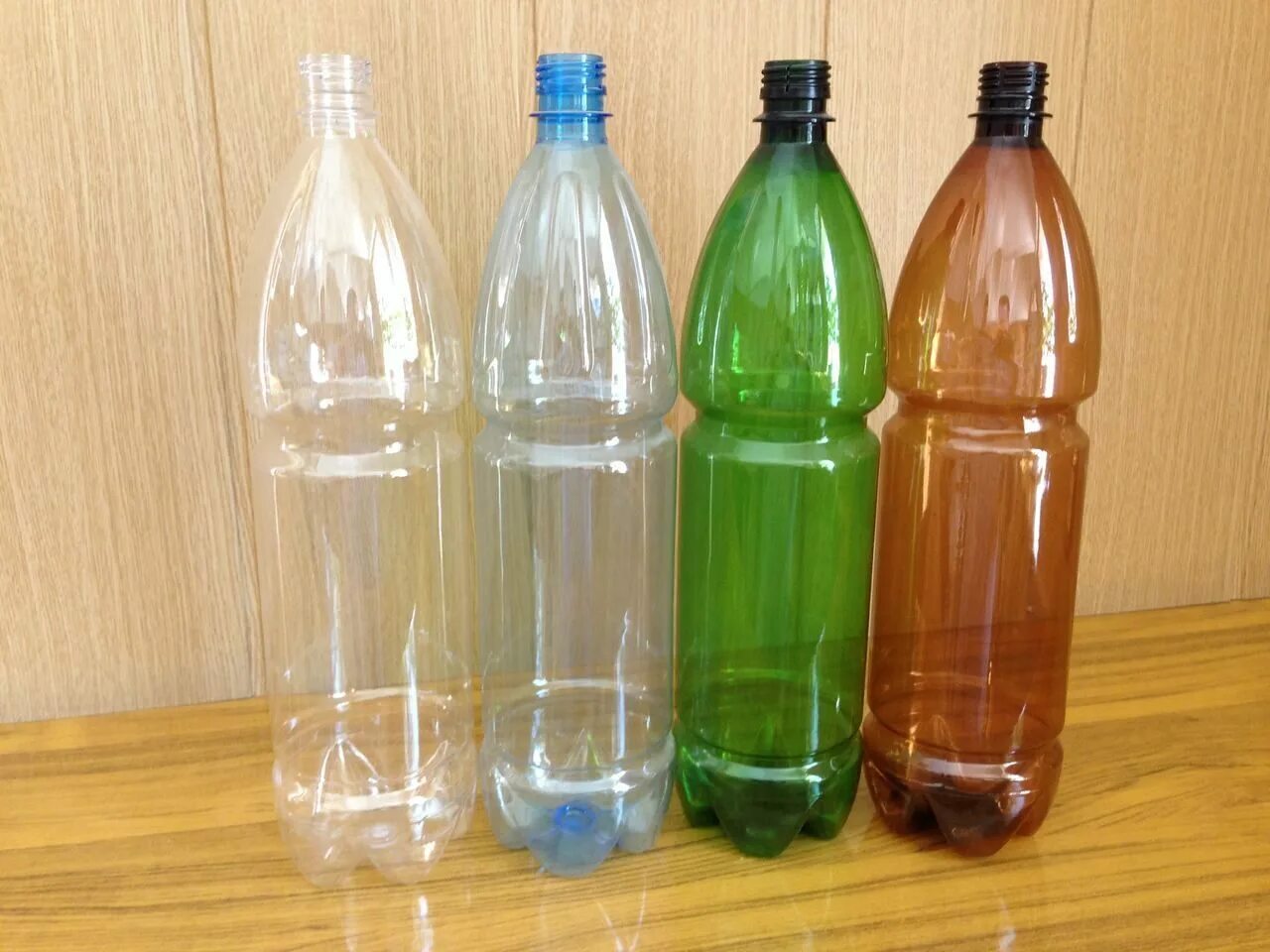 Купить пустую пластиковую бутылку. Пластиковая бутылка. Пустая пластиковая бутылка. Первая пластиковая бутылка. Красивые пластиковые бутылки.