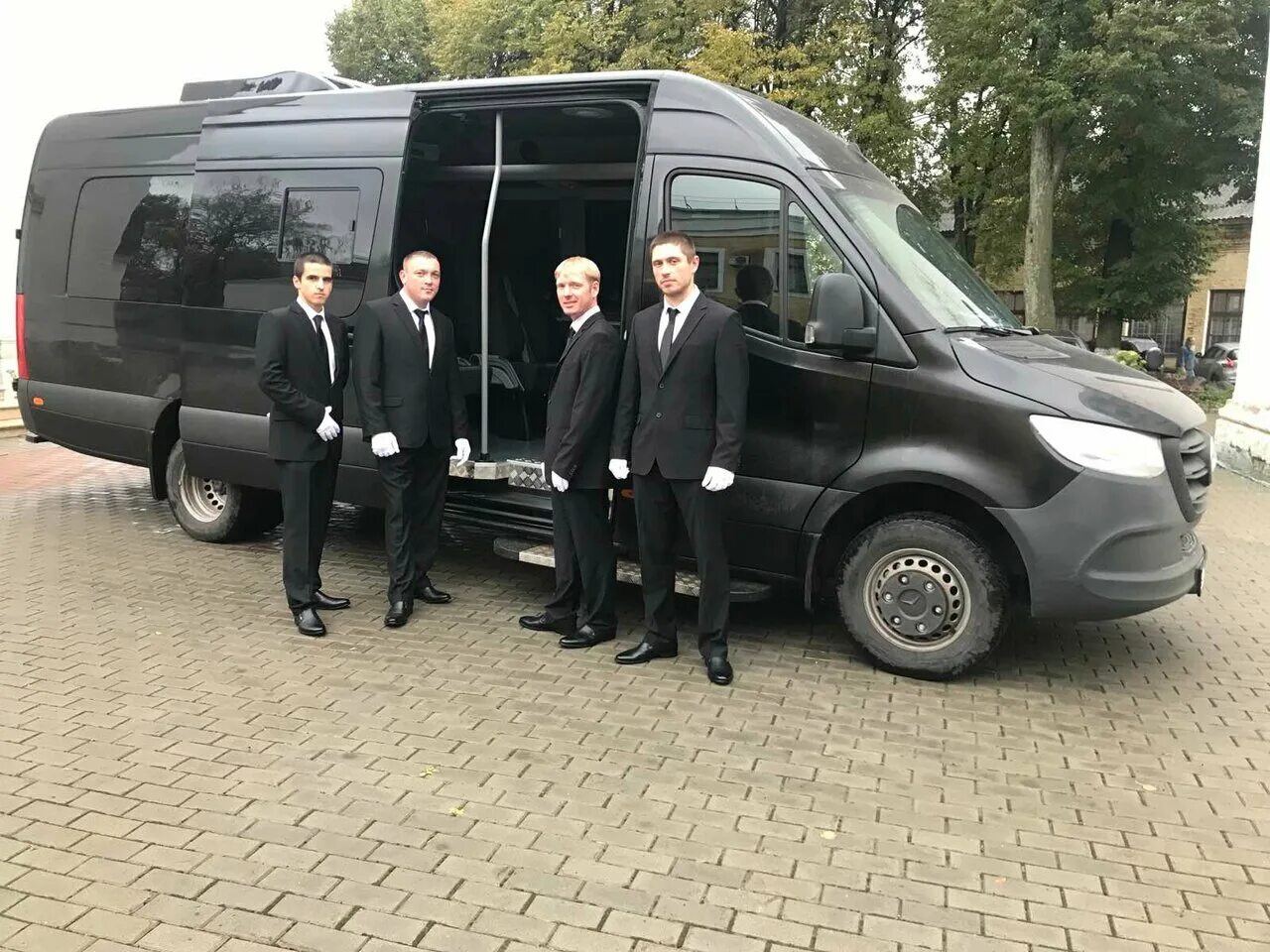 магазин ритуальных услуг на достоевского. похоронное агентство вакансии. похоронное бюро. агентство ритуальных услуг. магазин ритуальных услуг в колпино.