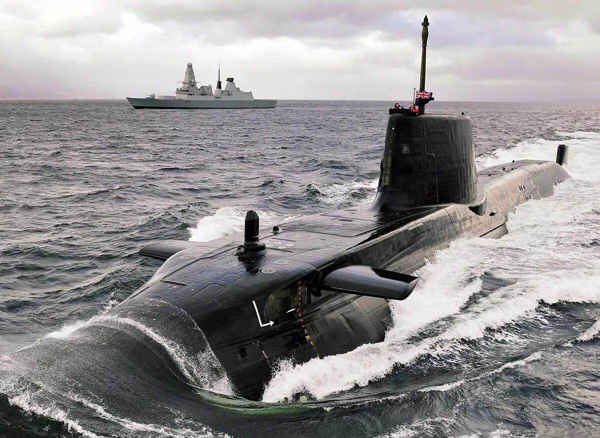 Виды пл. HMS astute подводная лодка. Британская АПЛ Астьют. Британская атомная подводная лодка Астьют. Подводная лодка ВМФ атомные.