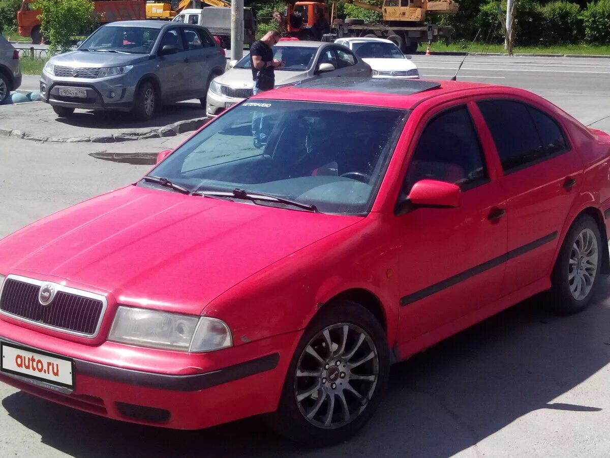 Skoda octavia годы выпуска. Skoda Octavia 1998.