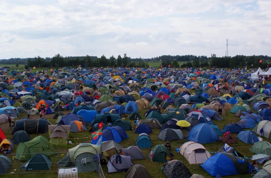 Нашествие палаточный лагерь. Нашествие палаточный городок. Фестиваль Нашествие палатки. Нашествие (рок-фестиваль). Нашествие проблемы