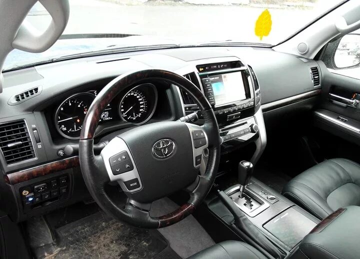 Ленд крузер 200 фото салона Продажа Toyota Land Cruiser (Тойота Ленд Крузер) в Красноярске год от 2007
