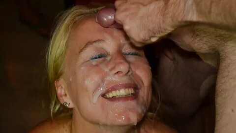 Изображение помечено: Blonde, Cumshot, Dick, Facial, Smiling - FAPcoholic.com