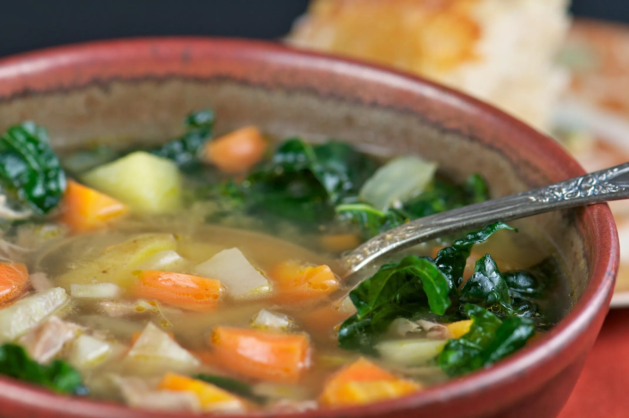Soup get. Овощной суп с индейкой. Суп с индейкой и овощами. Суп из индейки с овощами. Овощной суп с горошком.