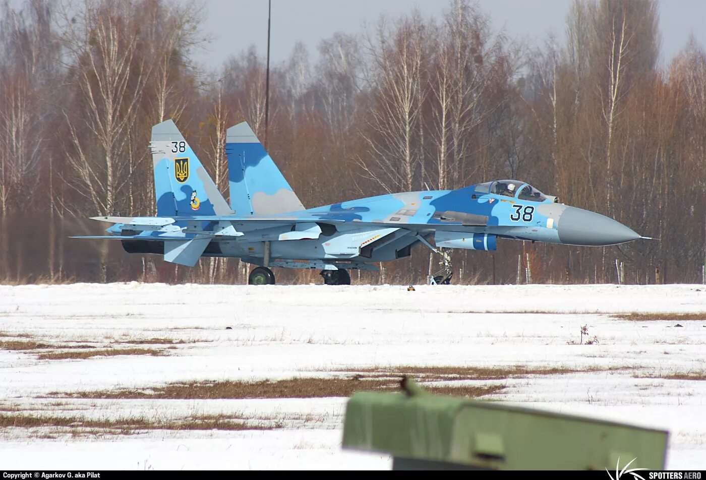 Ввс украины. Су 27 Украины. Су27 самолет Украина. Су-27уб ВВС Украины. Су-27 ВВС Украины 38.