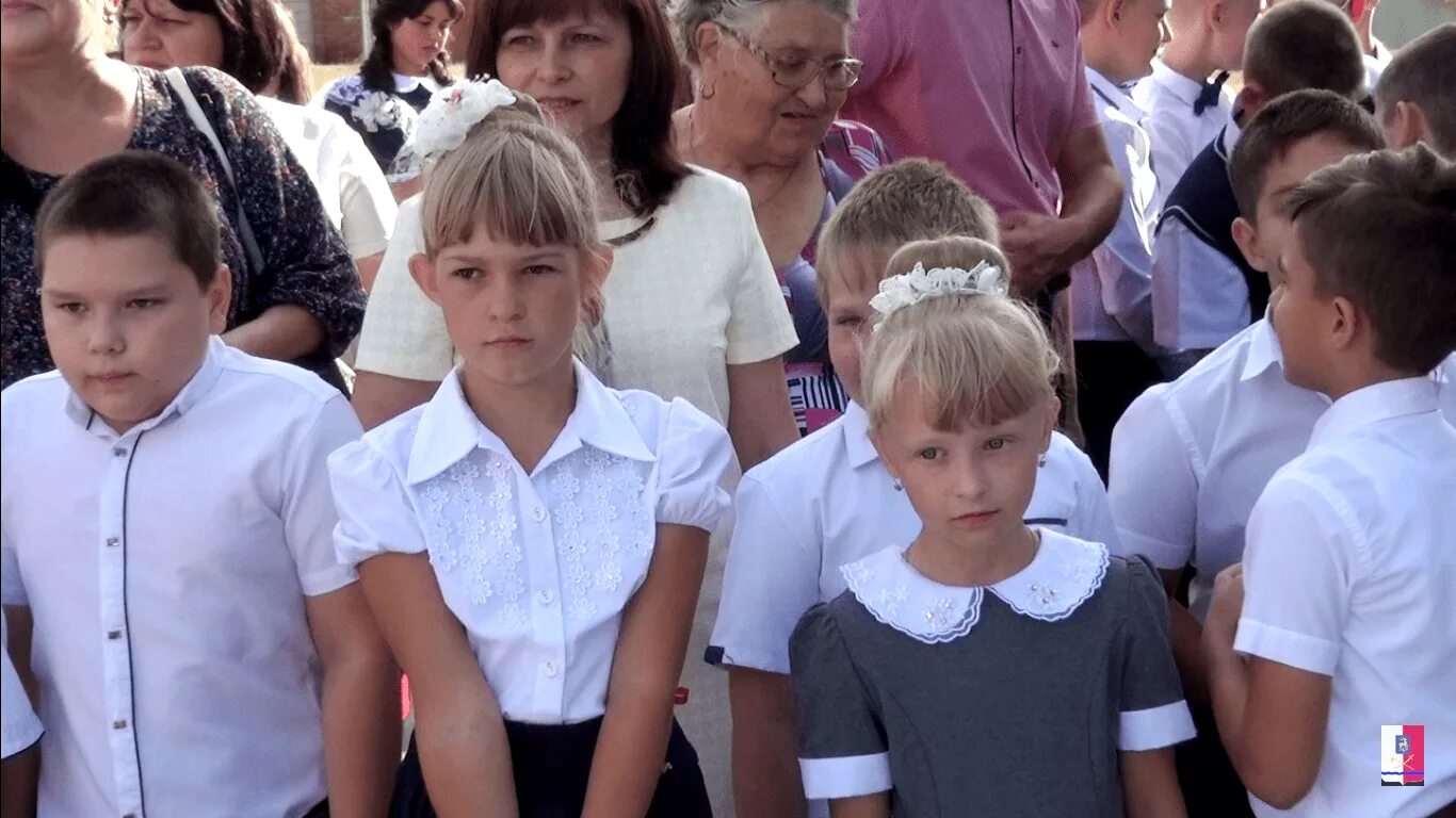 11 школа каменск. Мкр Лиховской школа 17. Школа 6 Каменск-Шахтинский. 7 Школа Каменск Шахтинский. СОШ 17 Каменск-Шахтинский.