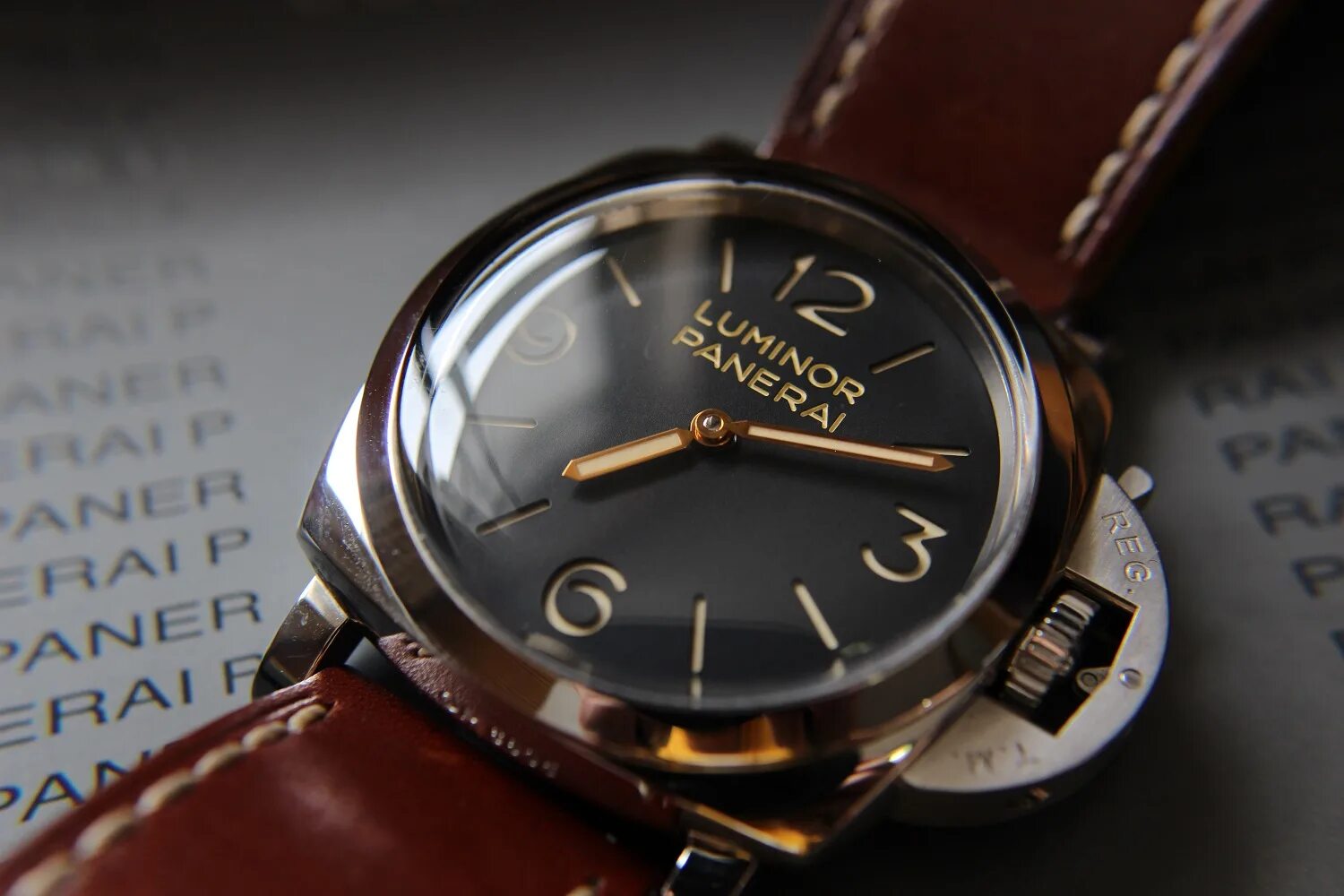 Часы панерай оригинал. Механизм Panerai p3000. Панерай оригинал. Pam 372. Pam00372.