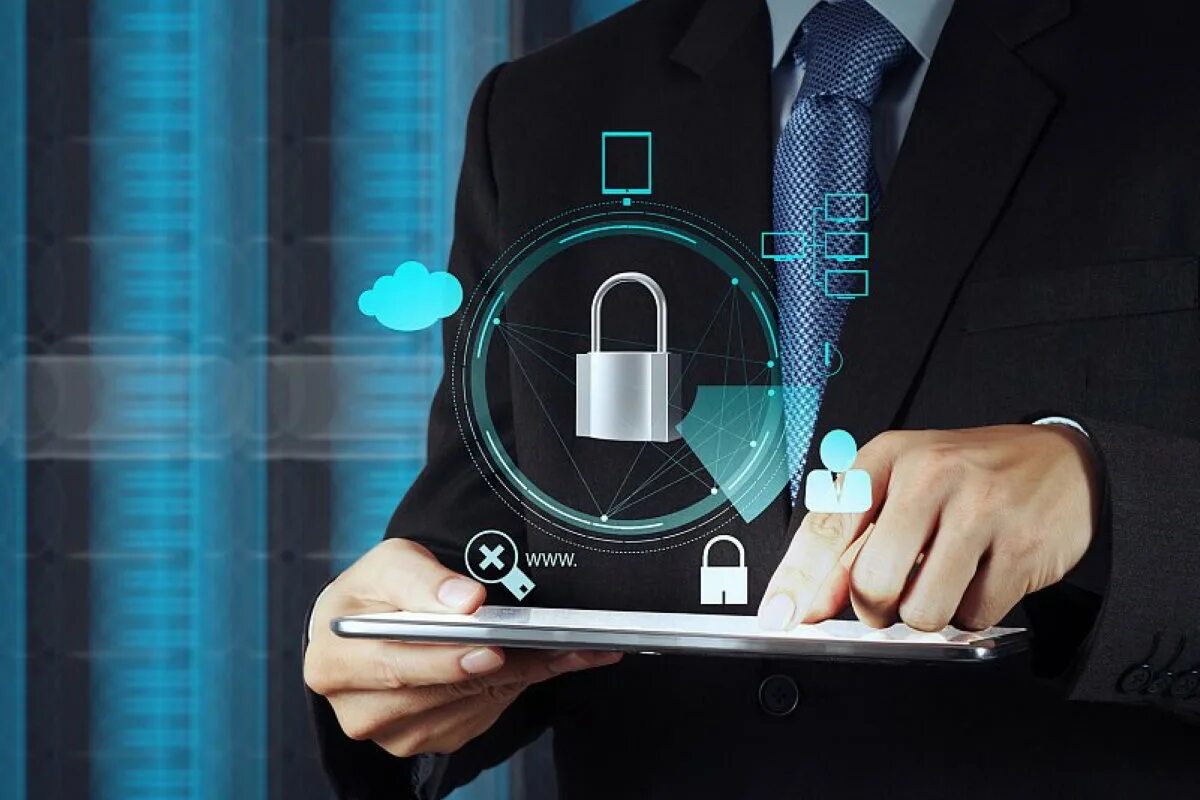 Безопасность данных. Система безопасности пре. Программист эстетика профессии. Информационная безопасность. Кибер защита информации.