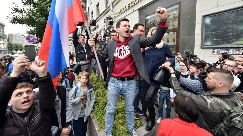 Новости москвы спб. Яшин Мосгордума. Яшин оппозиция.