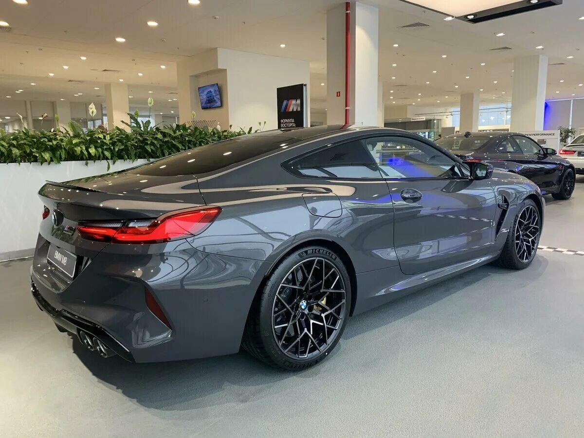 Bmw 8 competition. BMW m8 2018. BMW m8 Gran Coupe Competition Литвина. BMW m8 Competition Coupe 2022. BMW m8 Grand Coupe Competition 2021.