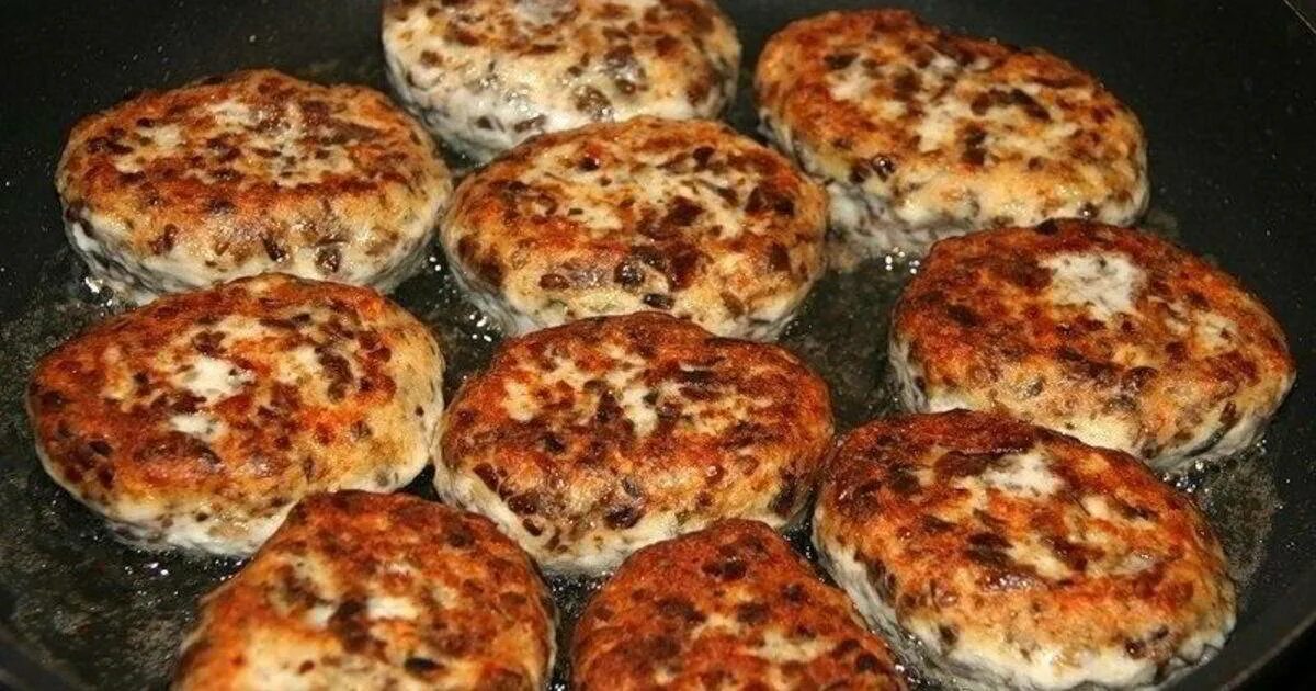 Грибные котлеты из замороженных. Котлеты из опят. грибные котлеты из опят. котлеты с опятами. котлеты с опятами и фаршем.