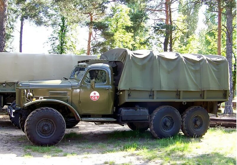 Кд зил. Зил 157 военный. армейский зил 157. военный грузовик зил 157. зил 157 бортовой.