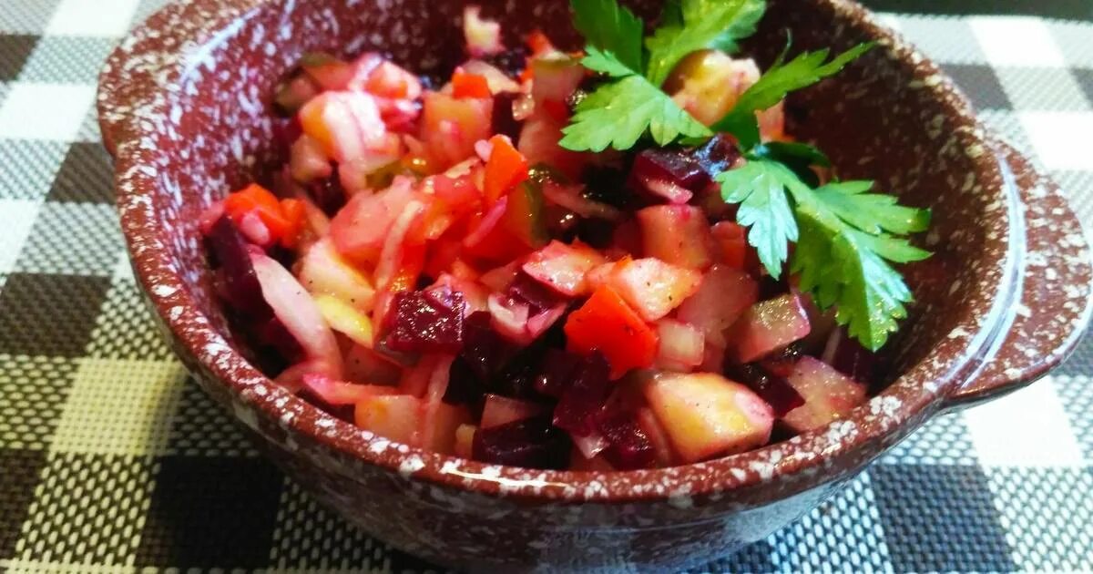 Винегрет рецепт кухня наизнанку. Винегрет. горячий винегрет. винегрет овощной с грибами. винегрет с груздями.