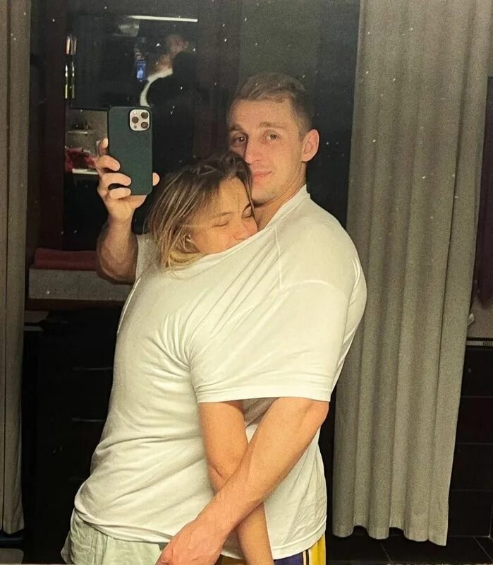 Видео со своей бывшей. Видео со своей бывшей. Избили свою одноклассницу. Видео со своей бывшей. Фильм с милой кунис и джастином тимберлейком.