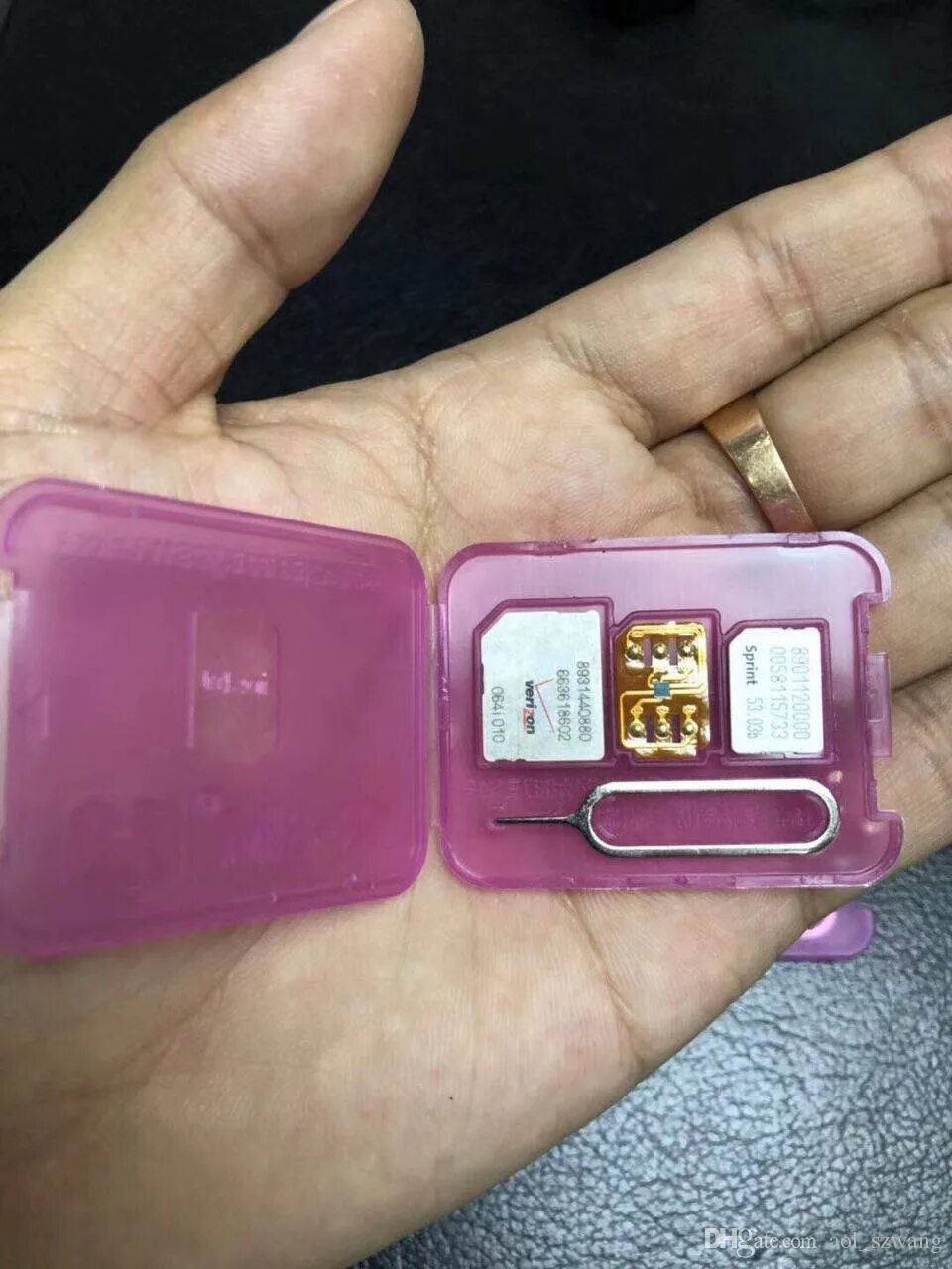 Что значит sim в айфоне. R sim iphone что это. r-sim iphone se 2025. iphone 14 plus sim. rsim для айфона 11.