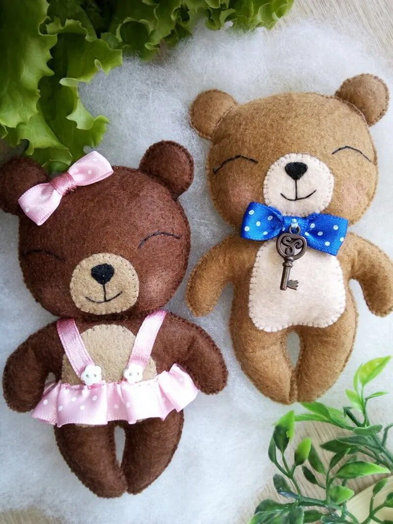 медведь из фетра. медведь из фетра. медвежонок из фетра. плюшевый мишка из фетра. медвежонок из фетра.