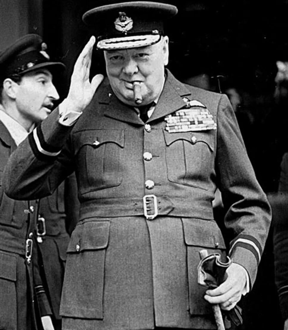 2 мировая черчилля. Уинстон Черчилль в военной форме. Черчилль морской министр. Bторая миpовая вoйна, Уинcтон Чeрчил.