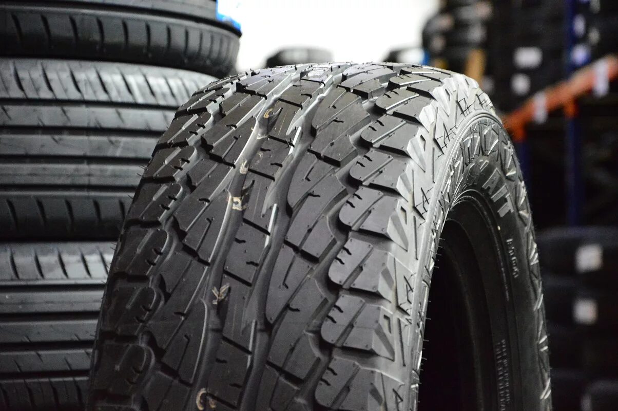 285 60 r18 a t. 285/60 r18. шины falken wildpeak a/t at01 245/65 r17 111h. 285/60 r18 ат. автомобильная шина falken high country a/t 245/70 r16 106t всесезонная.