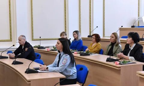 Комиссия по делам несовершеннолетних правительство