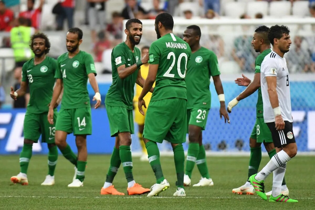 Саудия арабия лига. Чемпионат саудовской аравии. Saudiya arabistoni. Камерун саудовская аравия чм 2002. Арабистони сауди.
