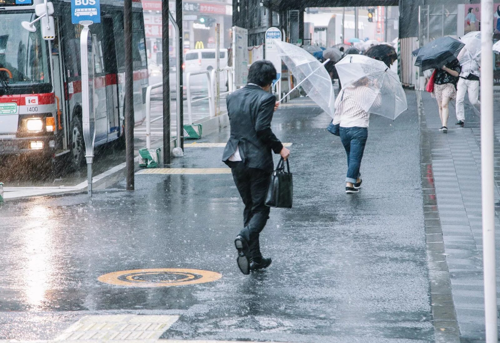 Дождь в Японии. Токио дождь.