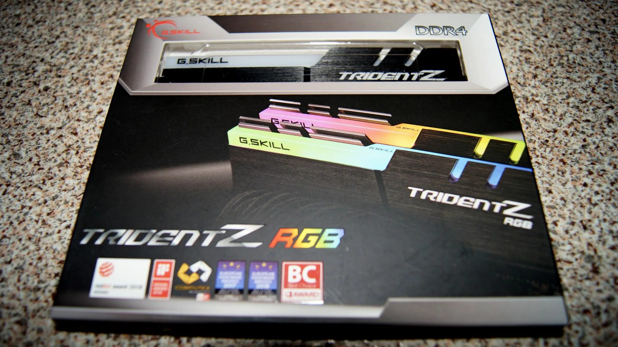 F4 3600c14d. G skill trident z 8gb f4-3200. g skill trident z rgb ddr4 3200. f4-3600c14d-32gtzr. g.skill trident z rgb f4-3200c14d-32gtzr.