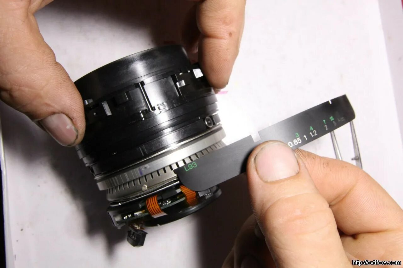 как разобрать кэнон. разбор canon 5d mark 3. как разобрать объектив canon. как разобрать кэнон. механизм для регулировки фокуса объектива.