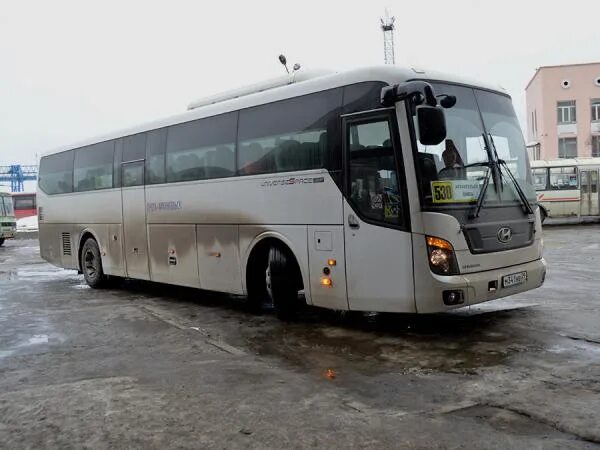 Маршрутка архангельск онега. Автобус Архангельск Онега. Автобусы Северодвинск. Автобусы на автовокзале Архангельск. Автовокзал Северодвинск.