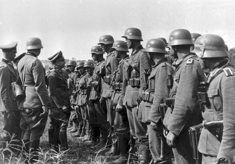 Центр вермахта. Вермахт 1941 группа армий север. группа север вермахт. группа армий центр 1941 группа армий север. группа армий центр вермахта.
