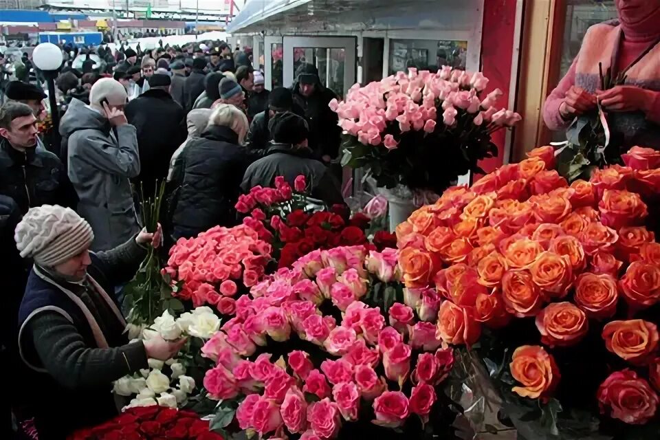 Уничтожают цветы