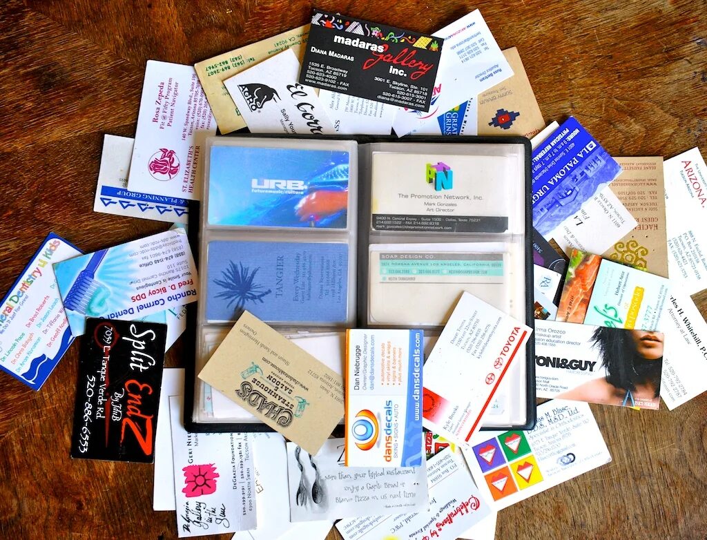 Print cards. NFT collection Card. How to make a Business Card. Языковые переводы визитка. Collecting Cards.