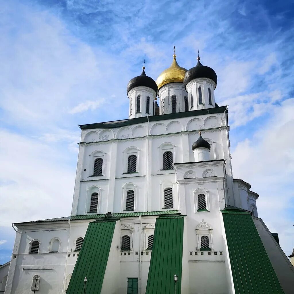 Псков свято троицкий. Храм Святой Троицы Псков.