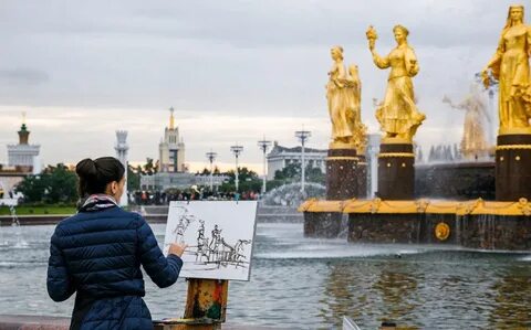 Люди на вднх