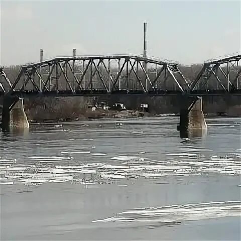 Уровень рек в новокузнецке веб. Томь Новокузнецк. Река Томь Новокузнецк. Ледоход на реке кондома в Калтане. Уровень воды в Томи в Новокузнецке.