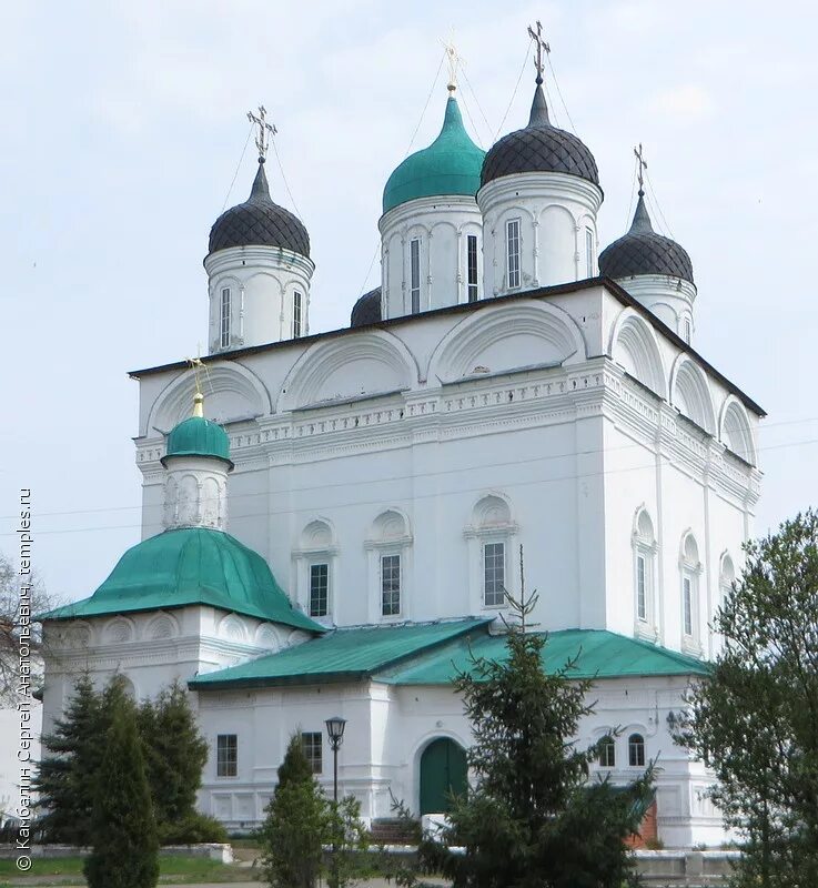 Сайт балахны нижегородской области. Церковь Рождества Христова Балахна. Рождественская Церковь Балахна. Храм Рождества Христова Балахна Нижегородской. Балахна – город церквей.