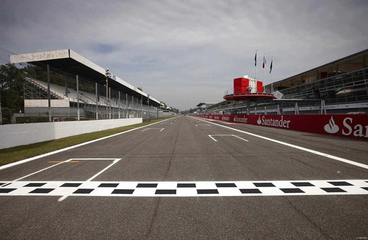 First track. Монца трасса формулы 1. Autodromo Nazionale di Monza трасса. Италия трасса формула 1. Formula 1 Monza track.
