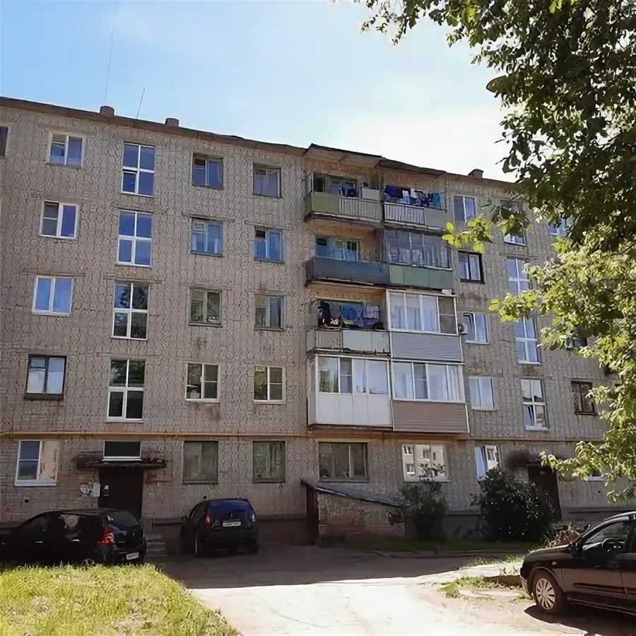 днс кировск ленинградская область. население города пикалево ленинградской области. каток в 1 микрорайоне тихвин. микрорайон 3 город пикалево. 5 микрорайон пикалево.