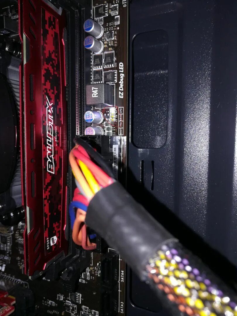 Горит cpu led. Ez debug led материнская плата. led_cpu на материнской плате что это. на материнской плате горит cpu. светодиодов msi ez.