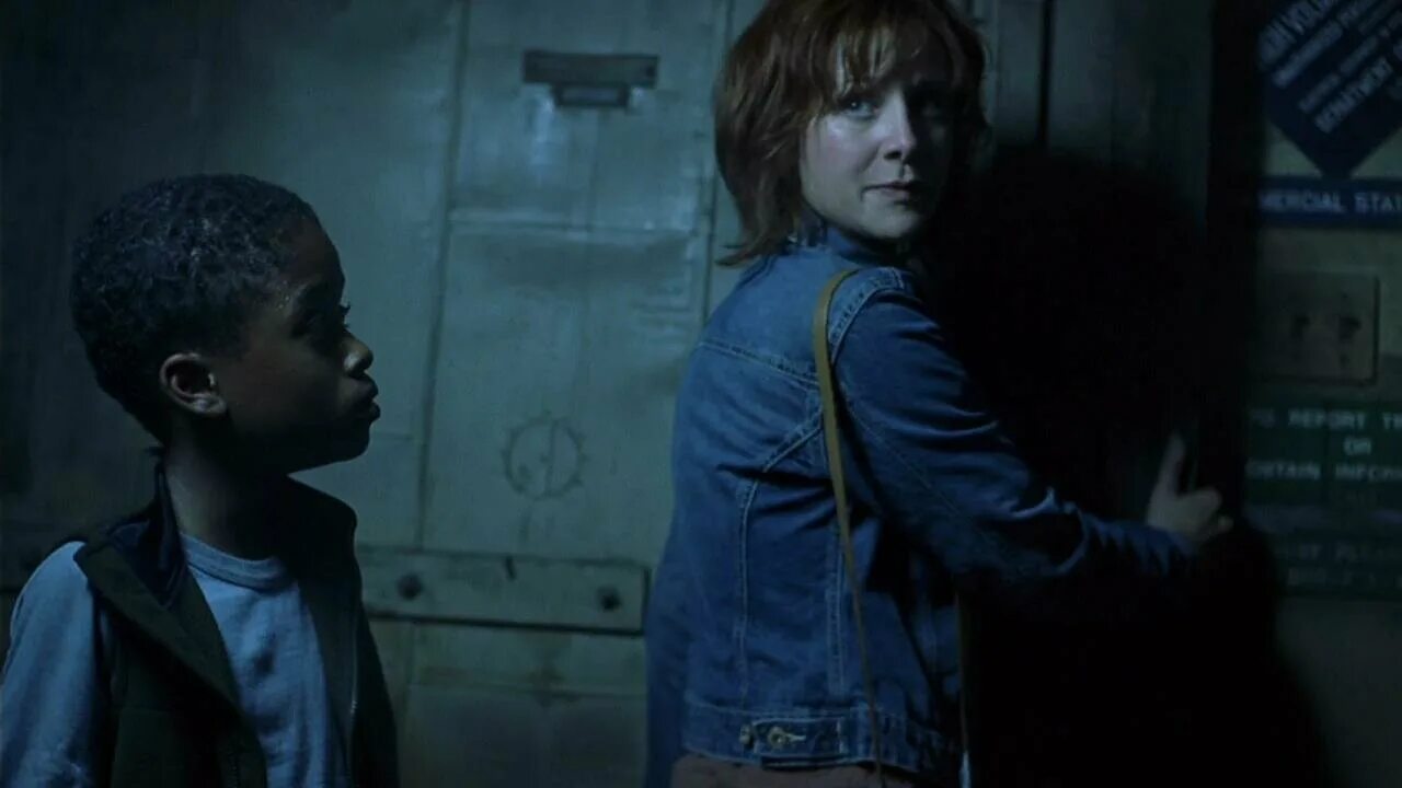 Королевская двухголовая змея. Мутация v617f в гене jak2 обнаружена. Мутанты гильермо дель торо, 1997. Двухголовая змея альбинос. R.