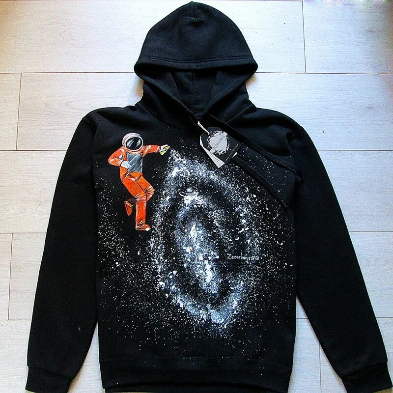 роспись толстовки. толстовка с ручной росписью. расписные худи. худи с ручной росписью. худи с ручной росписью.