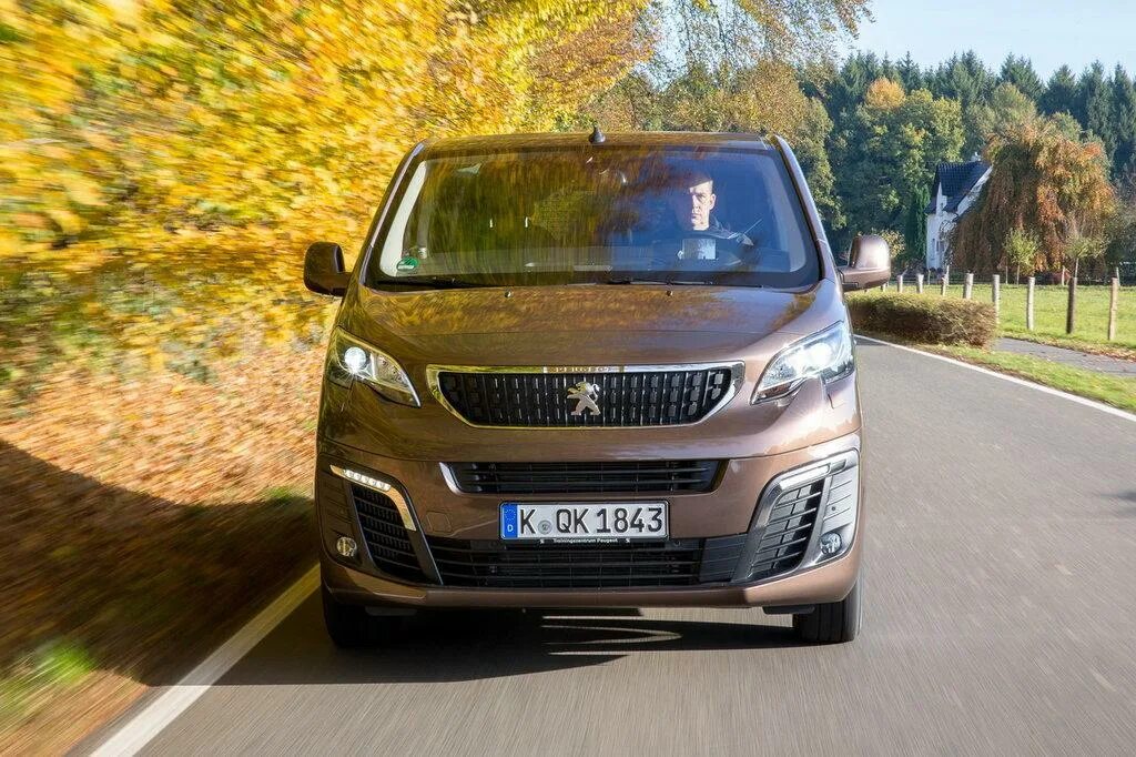 Peugeot traveller 2017. Peugeot traveller 2021. Peugeot traveller 2022. Пежо Травеллер 2016. Купить минивэн пежо