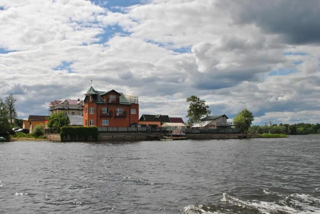 Жд вокзал осташков. Осташков, рабочая ул. Эпос, осташков, ленинский проспект, 136. Осташков аптеки. Телефоны осташков.