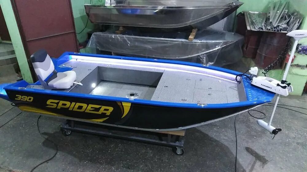 Лодка Spider 390. Катер Спайдер 390. Лодка Спайдер 420. Лодка Спайдер 390 с консолью. Лодка нерегистрат купить