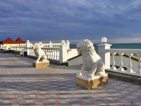 Крым поселок николаевка 2020. Николаевка крым новая набережная. Набережная в пгт николаевка до и после. Николаевка крым набережная. Симферополь поселок николаевка.