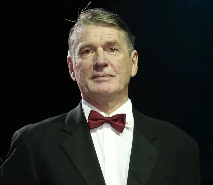 Боец абдул азиз абдулвахабов. Apj abdul kalam. Отзывы абдулу. Абдулов. Абдул муис неправильное воспитание.