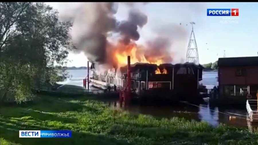 Баня на гребном канале Нижний Новгород. Бор 812 банный комплекс пожар. Сгорела баня Нижний Новгород 2020. Пожар вчера в Солнечном банный комплекс. Сгорел комплекс