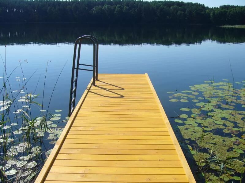 рыбацкий мостик челябинск. деревянный мостик для рыбалки. деревня. платформы на воде деревянные. мосток в воду.