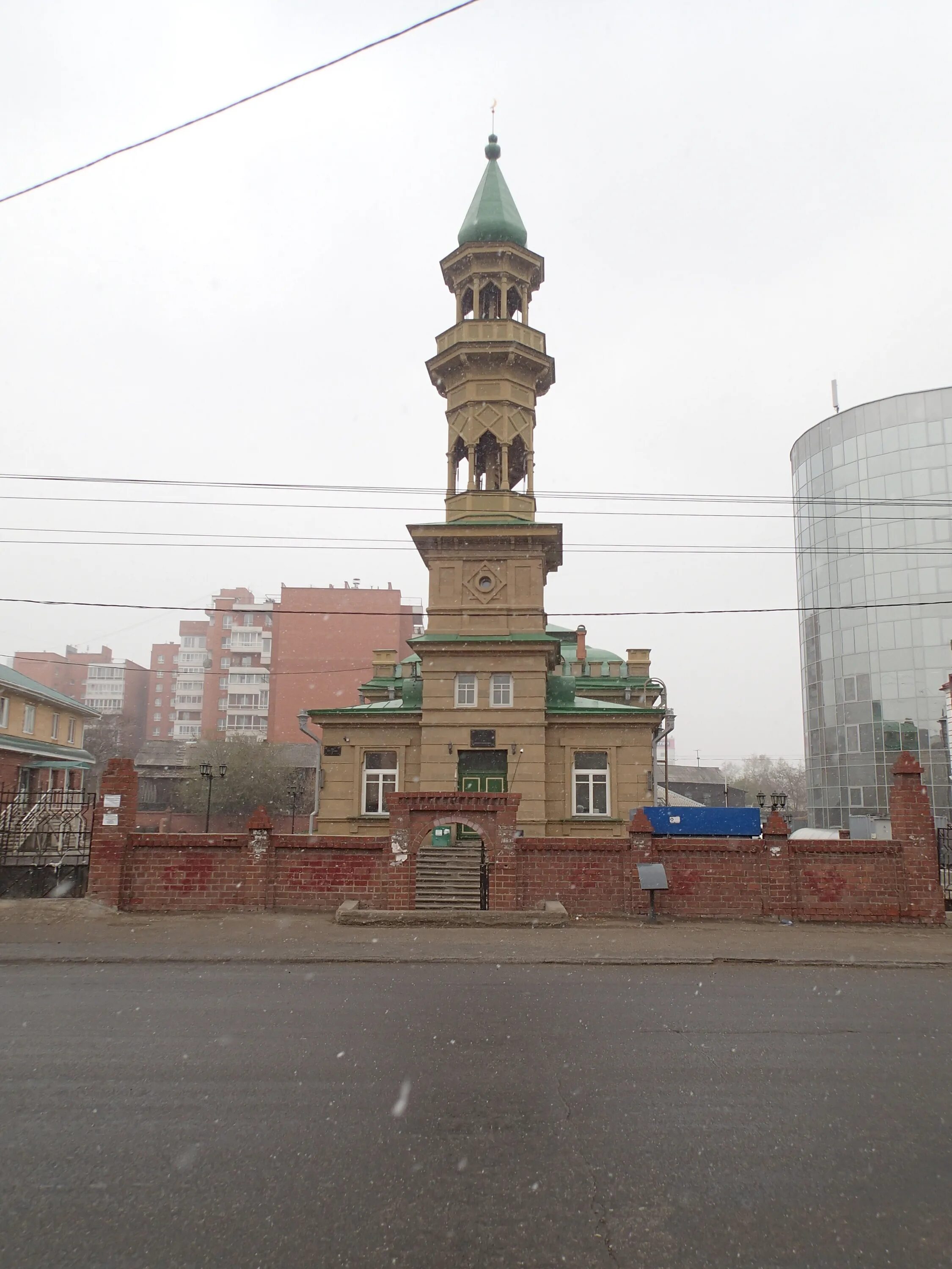 Татарская мечеть в иркутске. Мечеть иркутск. Татарская мечеть в иркутске. Иркутская соборная мечеть. Татарская мечеть в иркутске.