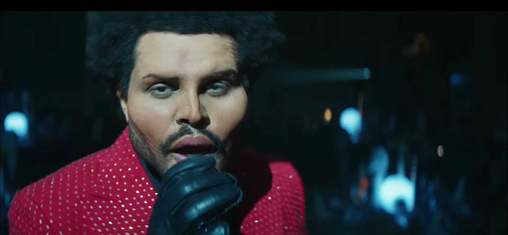 Your tears the weeknd. Уикенд певец 2022. The Weeknd 2022 фото. The Weeknd save your tears. Weeknd tears.